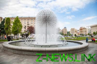 В Киеве начали работать фонтаны