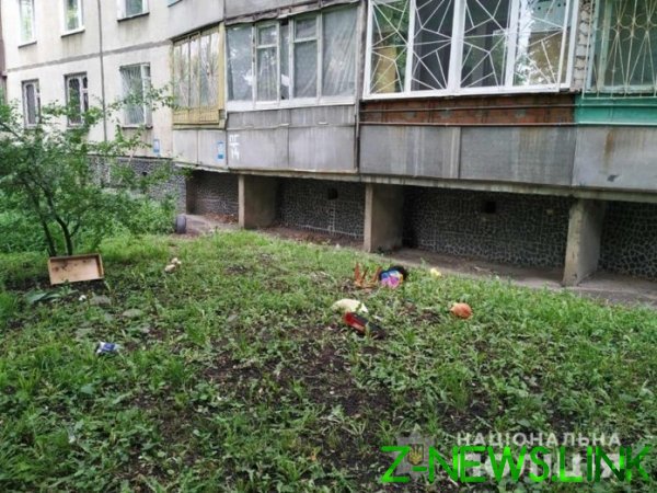 В Харькове прохожий спас ребенка выпавшего с балкона