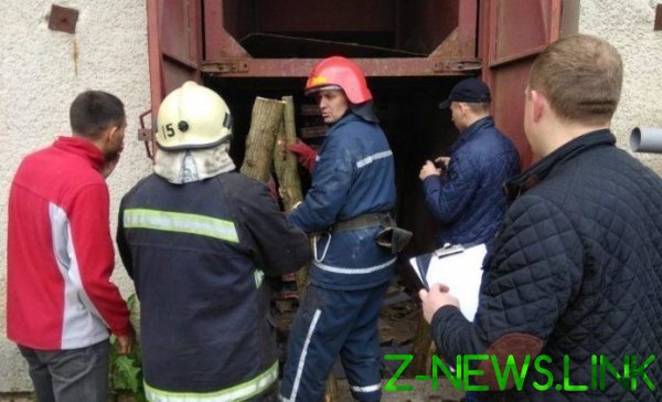 На Львовщине грузовой лифт упал на рабочих