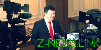 Суд разрешил Насирову оставить паспорт для выезда за границу