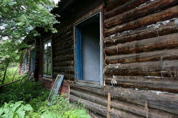 Как погибают брошенные на Урале железнодорожные деревни и почему их не расселяют