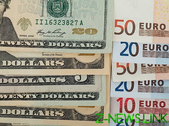ЦБ РФ продолжает повышать официальные курсы доллара и евро