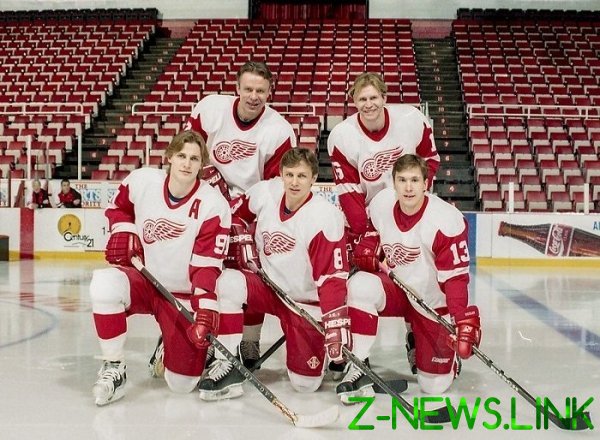 Красные Крылья «советов»: как американцы переманивали хоккеистов из СССР
