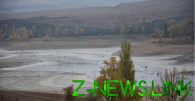 В Крыму высыхает Белогорское водохранилище: шокирующие фото