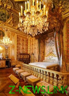 Так выглядит внутри знаменитый Версаль. Фото