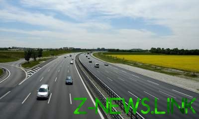 В Украине запланировано строительство трех платных дорог