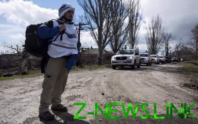 Боевики проверяют машины ОБСЕ вблизи Донецка