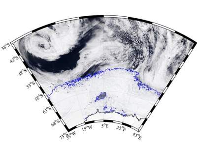 В Антарктиде обнаружена гигантская загадочная дыра