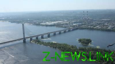 В Киеве временно перекроют Южный мост