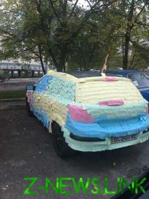 Необычный автомобиль во Львове развеселил украинцев