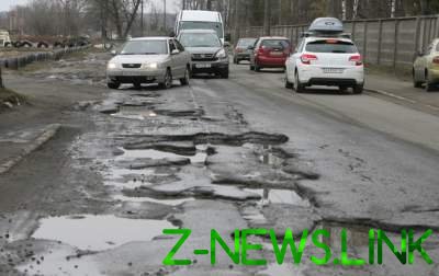 Когда в Украине полностью восстановят дороги