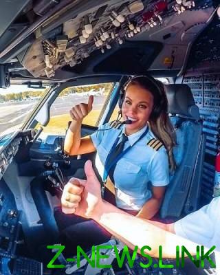 Самая красивая девушка-летчик из Швеции покорила Сеть. Фото