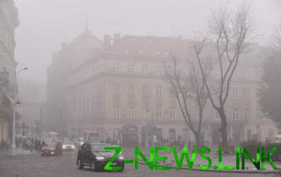 Синоптики предупредили украинцев о сильном тумане