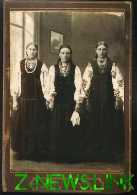 Прекрасные украинки в ретро снимках столетней давности. Фото