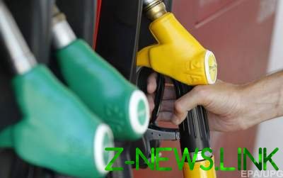 Крупнейшие сети АЗС снова подняли цены на бензин и дизтопливо