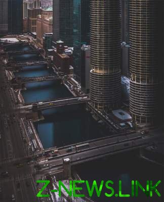 Чикаго в духе «Тёмного рыцаря»: серия атмосферных городских пейзажей. Фото