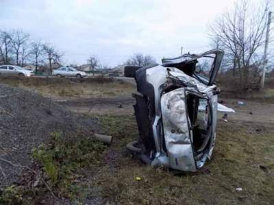 Смертельное ДТП на Виннитчине: Dacia слетела с дороги и перевернулась