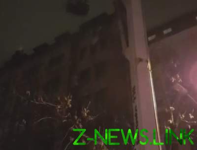 Масштабный пожар в Киеве: горит жилая многоэтажка 