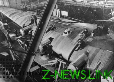 «Максим Горький»: легендарный самолет, повторивший судьбу «Титаника». Фото