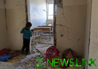 Как работают школы в охваченной войной Сирии. Фото