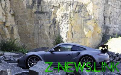 Выпущен самый мощный концепт Porsche 911 
