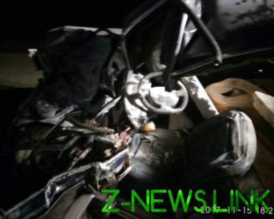 На Виннитчине столкнулись МАЗ и ВАЗ: водителя вырезали из кабины