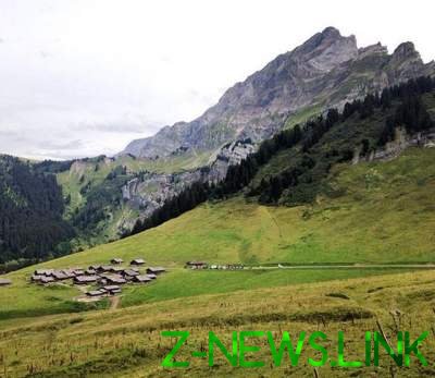 В этой швейцарской деревушке время словно остановилось. Фото