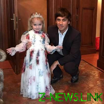 Максим Галкин показал, на кого похожа его дочь