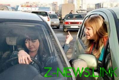 Эпичные ситуации на дорогах, в которые могли попасть только женщины