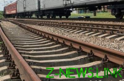 На Львовщине поезд сбил 24-летнего военного