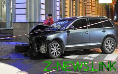 ДТП в Харькове: водитель Volkswagen Touareg написал стих о суде