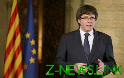 Экс-глава Каталонии назвал себя "легитимным" 
