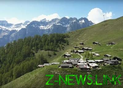 За проживание в этой швейцарской деревне можно получить $70 тысяч. Фото