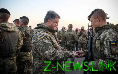 Украинская армия должна быть совместима с подразделениями НАТО, - Порошенко