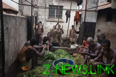 Жуткие кадры тюрьмы для подростков в Сьерра-Леоне. Фото