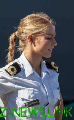 Самые красивые девушки-военнослужащие со всего мира. Фото