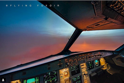 Пилот «взорвал» Сеть снимками, сделанными из кабины самолета. Фото