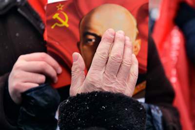 Стало известно, сколько россиян хотят похоронить Ленина