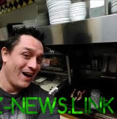 Пьяный американец сам приготовил себе бутерброд в кафе, пока сотрудники спали 