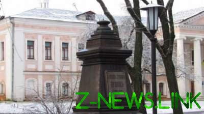 В Чернигове исчез памятник Пушкину