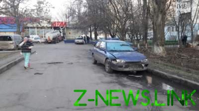 В Одессе бензовоз протаранил четыре авто и влетел в магазин
