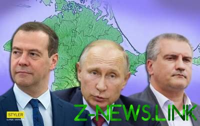 В Сети жестко высмеяли "крымский" портрет Путина, Медведева и Аксенова