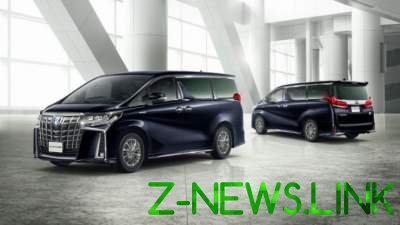 Toyota представила сразу две новинки