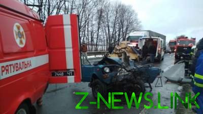 На Львовщине рейсовый автобус попал в ДТП: пять пострадавших	