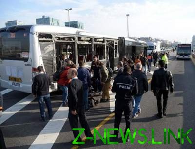 В Турции столкнулись два пассажирских автобуса: десятки пострадавших