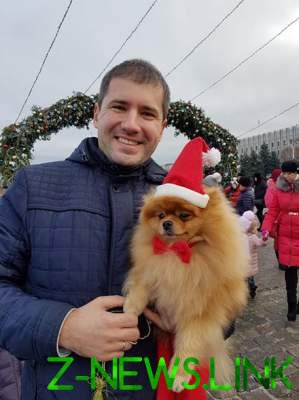 В Кременчуге состоялся новогодний собачий парад: яркие фото