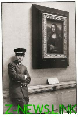 Лувр в уникальной коллекции снимков. Фото	