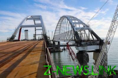 Опубликованы новые кадры Крымского моста. Видео
