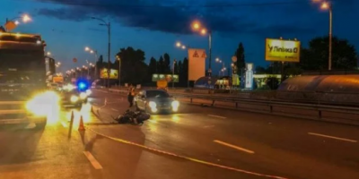 В Киеве мотоциклист устроил масштабное ДТП с участием полицейских