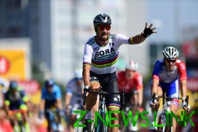 Тур де Франс-2018: Саган выиграл спринт и перехватил желтую майку